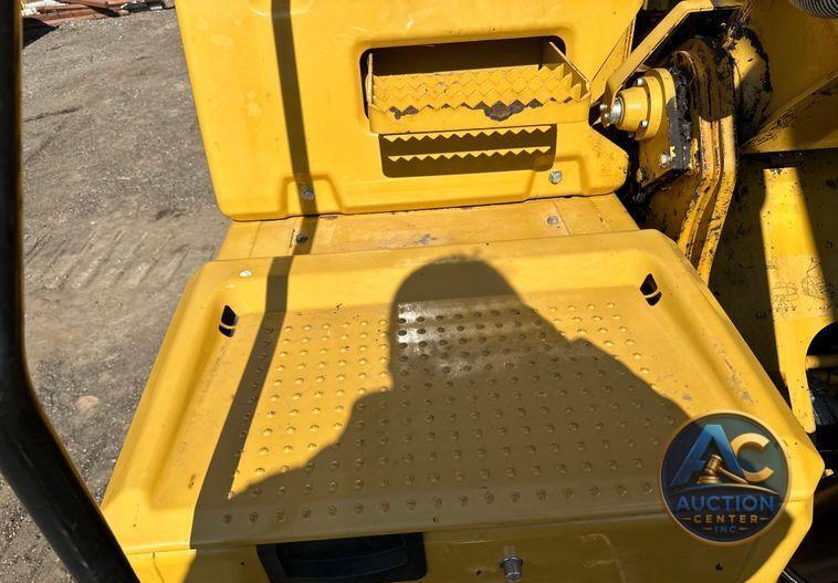 2015 Caterpillar 323FL excavator