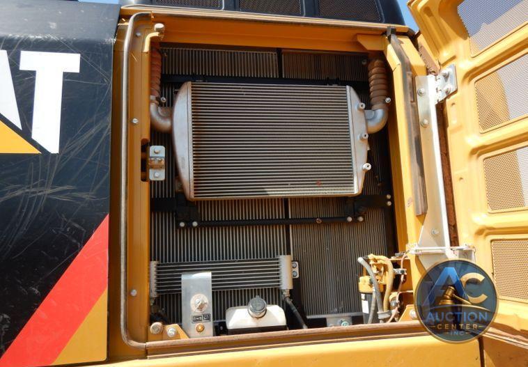 2018 Caterpillar 330FL  excavator