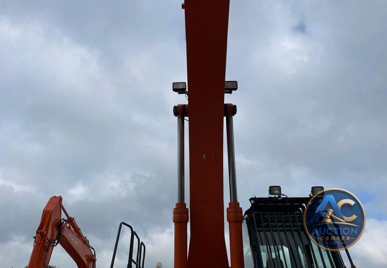 2017 Hitachi  ZX300LC-6N excavator