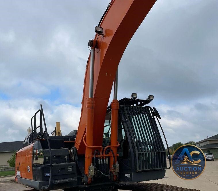 2017 Hitachi  ZX300LC-6N excavator
