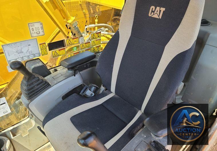 2018 Caterpillar 330FL  excavator