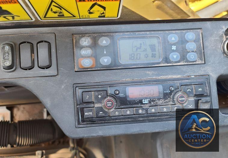 2018 Caterpillar 330FL  excavator