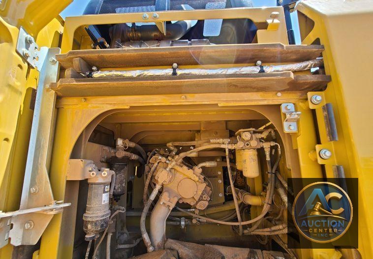 2018 Caterpillar 330FL  excavator