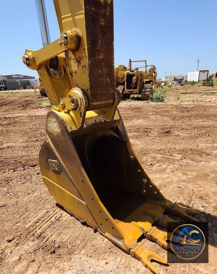 2018 Caterpillar 330FL  excavator