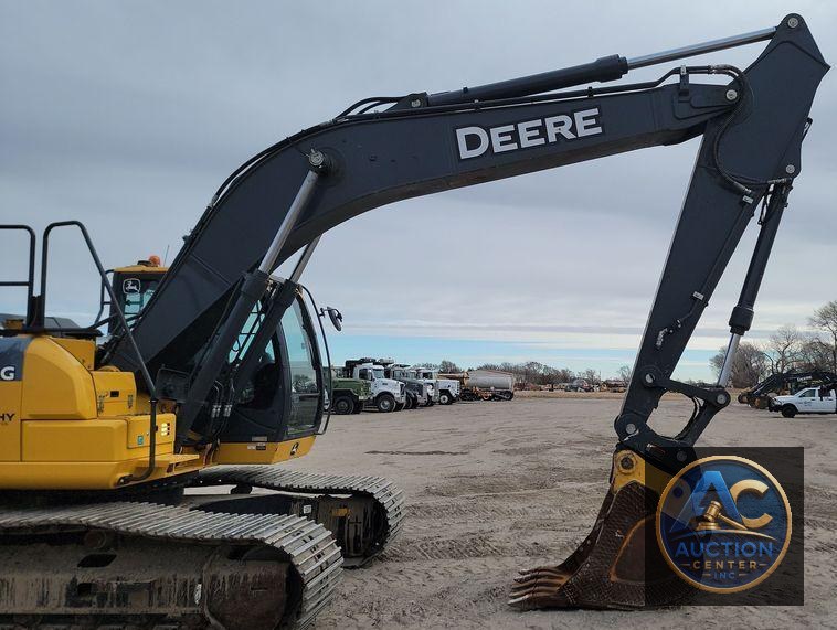 2018 John Deere 210G LC  excavator