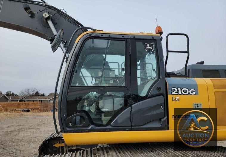 2018 John Deere 210G LC  excavator