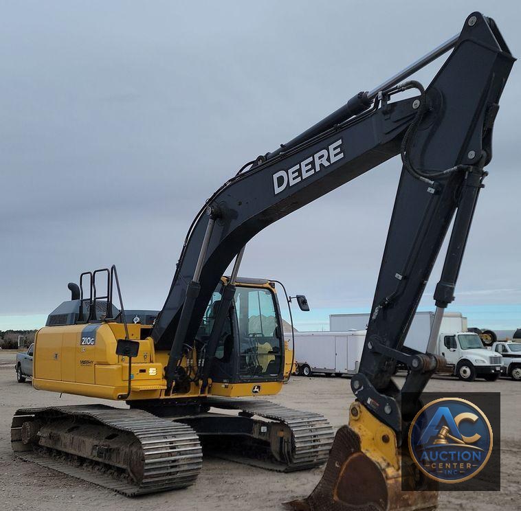 2018 John Deere 210G LC  excavator