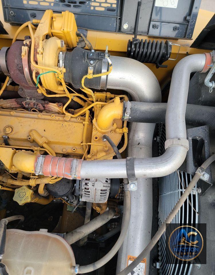 2018 John Deere 210G LC  excavator