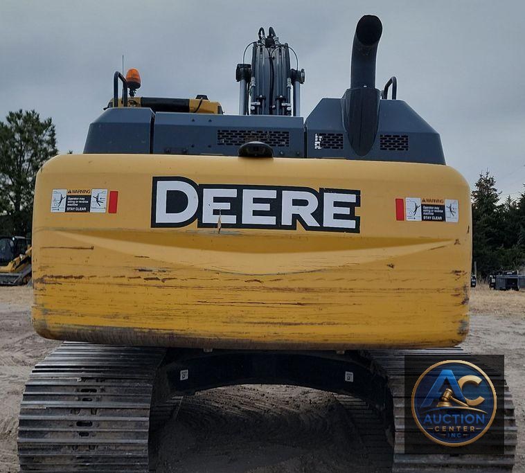 2018 John Deere 210G LC  excavator