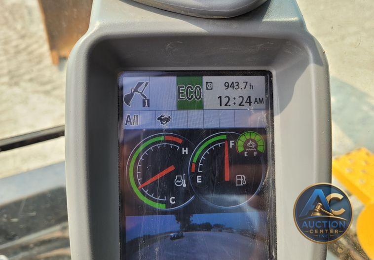 2017 John Deere 135G  excavator