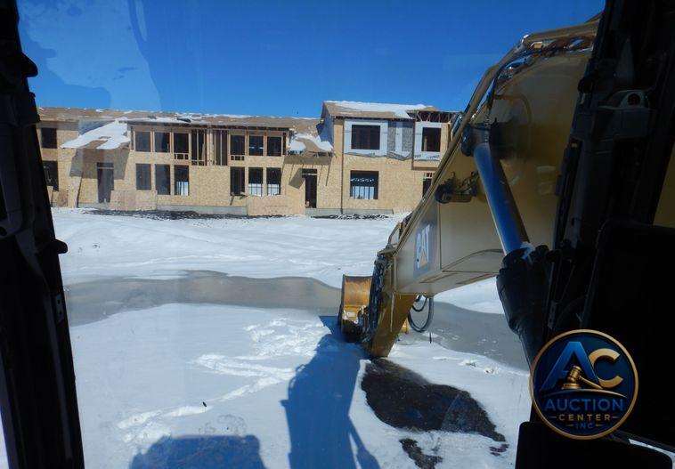 2019 Caterpillar 320  excavator