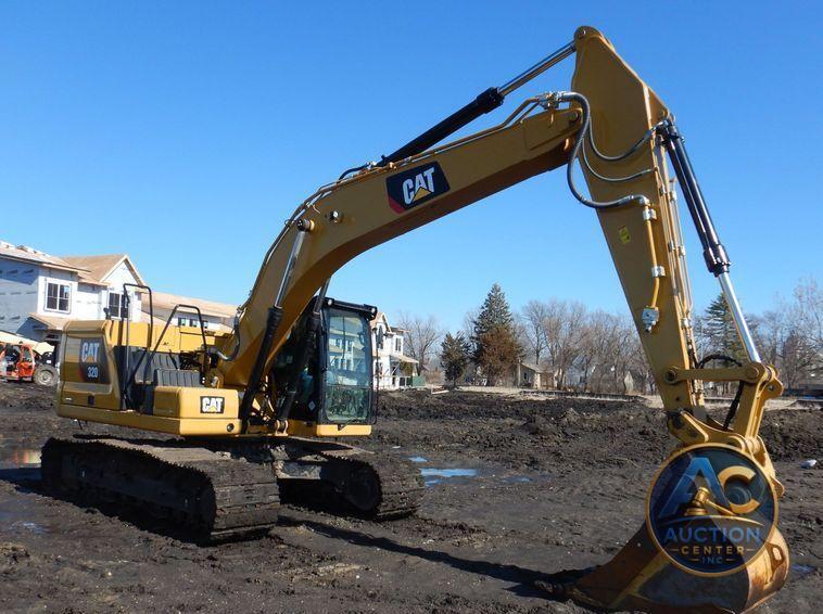 2019 Caterpillar 320  excavator
