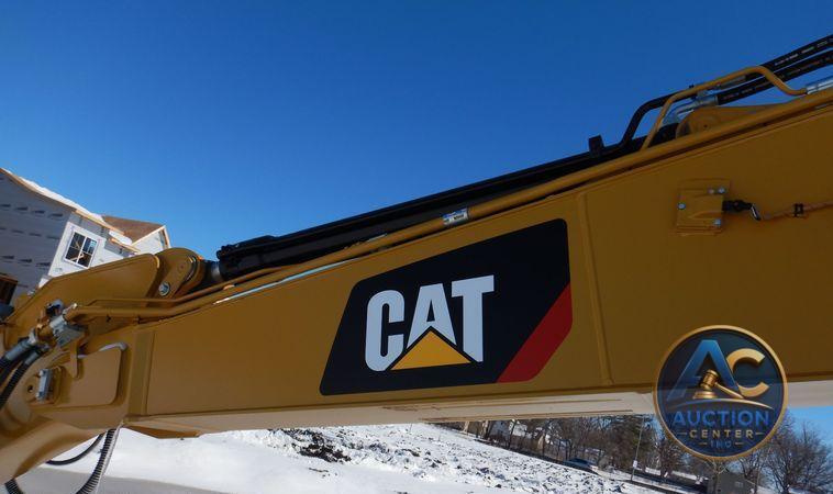 2019 Caterpillar 320  excavator