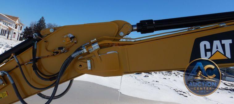 2019 Caterpillar 320  excavator