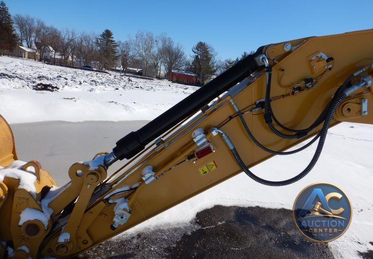 2019 Caterpillar 320  excavator