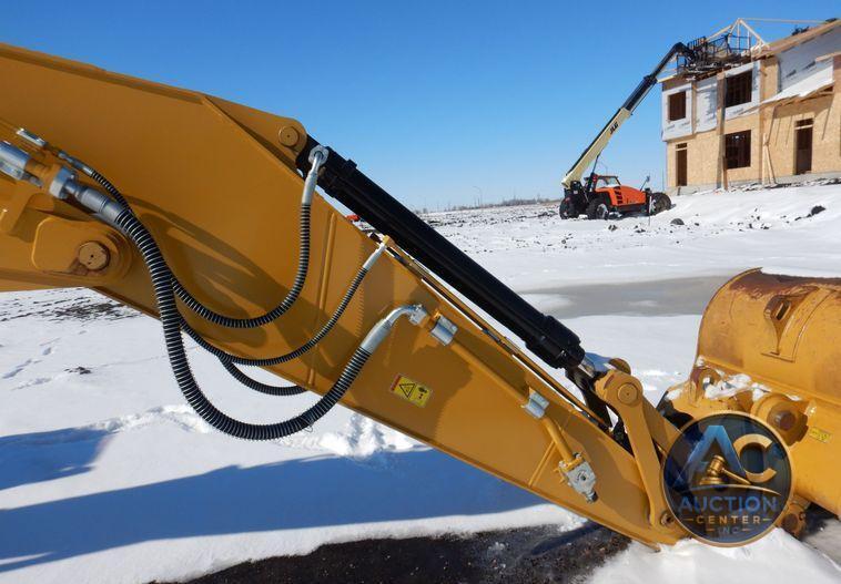 2019 Caterpillar 320  excavator