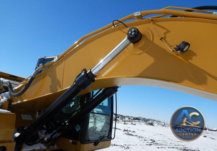 2019 Caterpillar 320  excavator