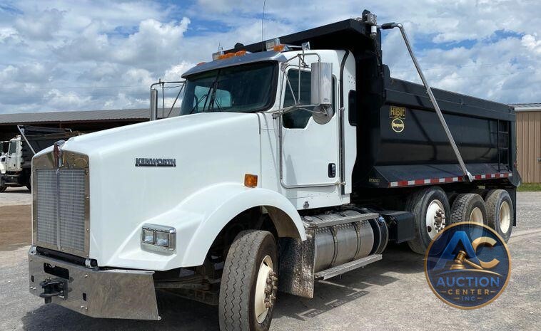 2014 Kenworth T805  dump truck