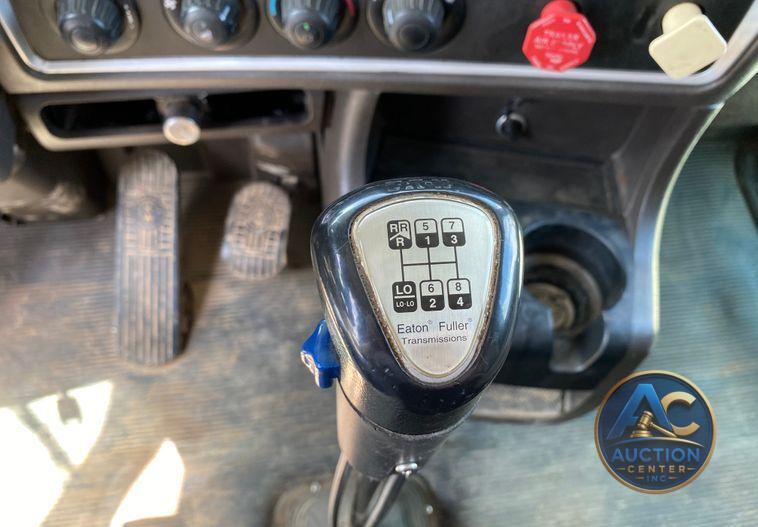 2014 Kenworth T805  dump truck
