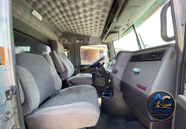 2014 Kenworth T805  dump truck
