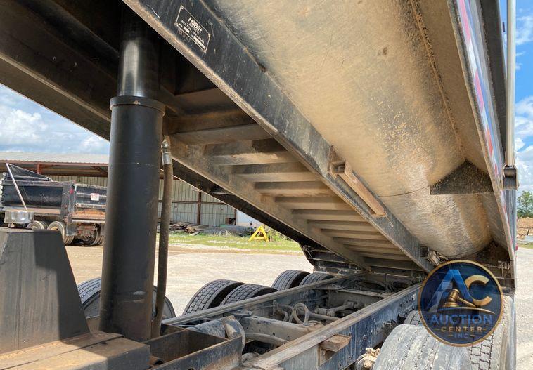 2014 Kenworth T805  dump truck