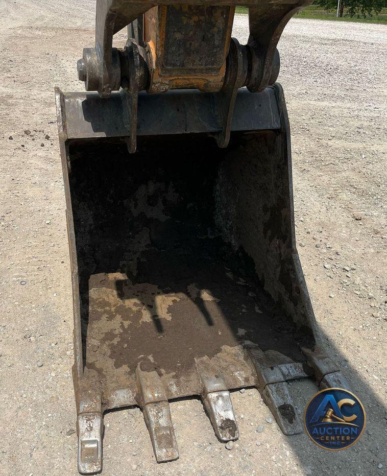 2017 Case CX210D  excavator