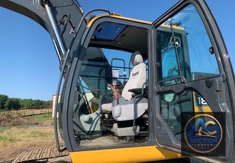 2019 John Deere 180G LC  excavator