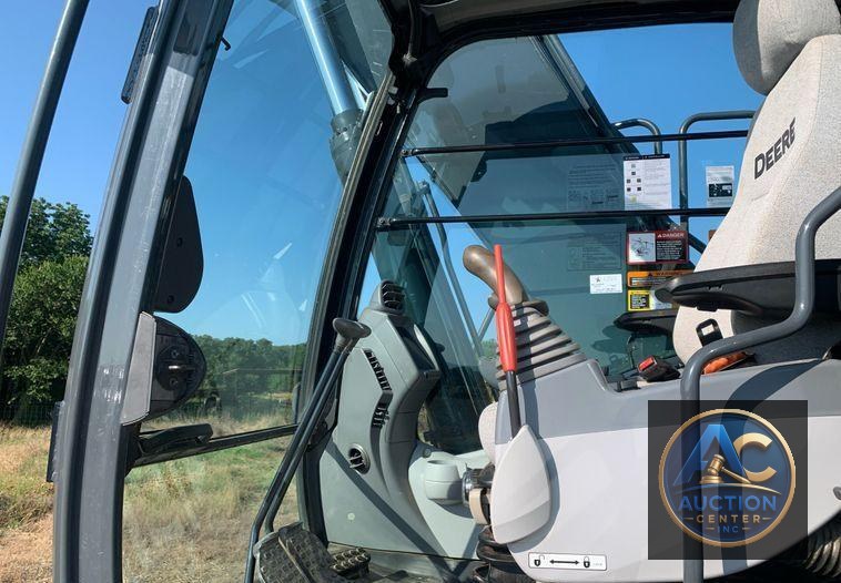 2019 John Deere 180G LC  excavator