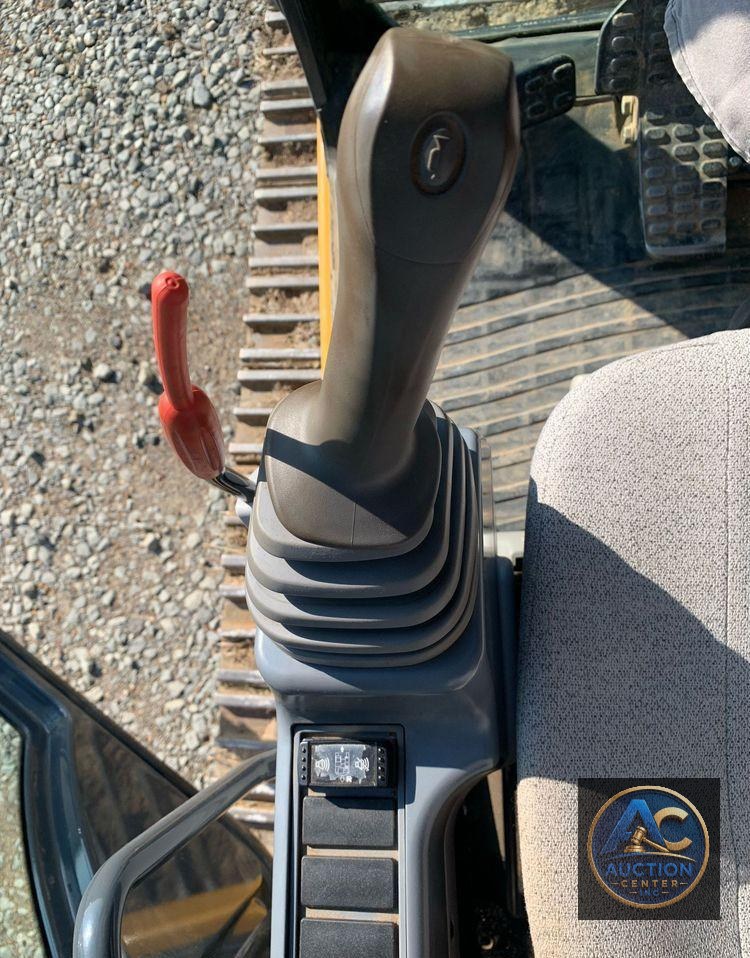 2019 John Deere 180G LC  excavator