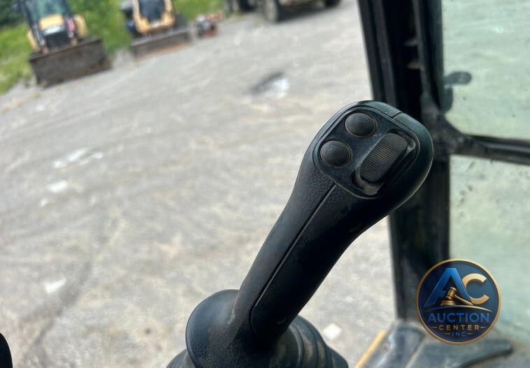 2018 Caterpillar 335F L CR excavator