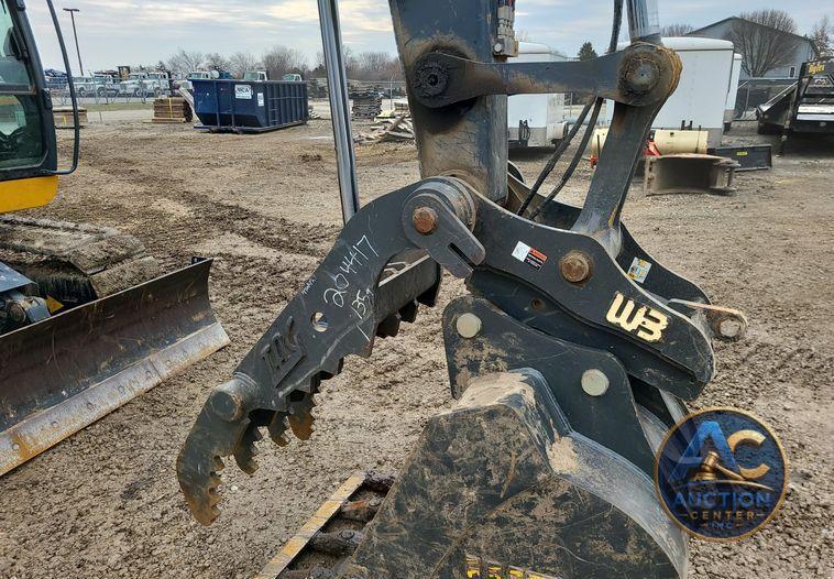 2022 John Deere 135G  excavator