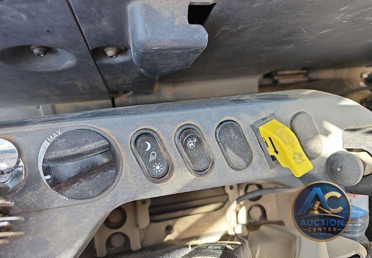 2019 Komatsu  PC240LC-11 excavator