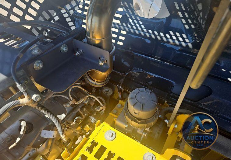 2019 Komatsu  PC240LC-11 excavator