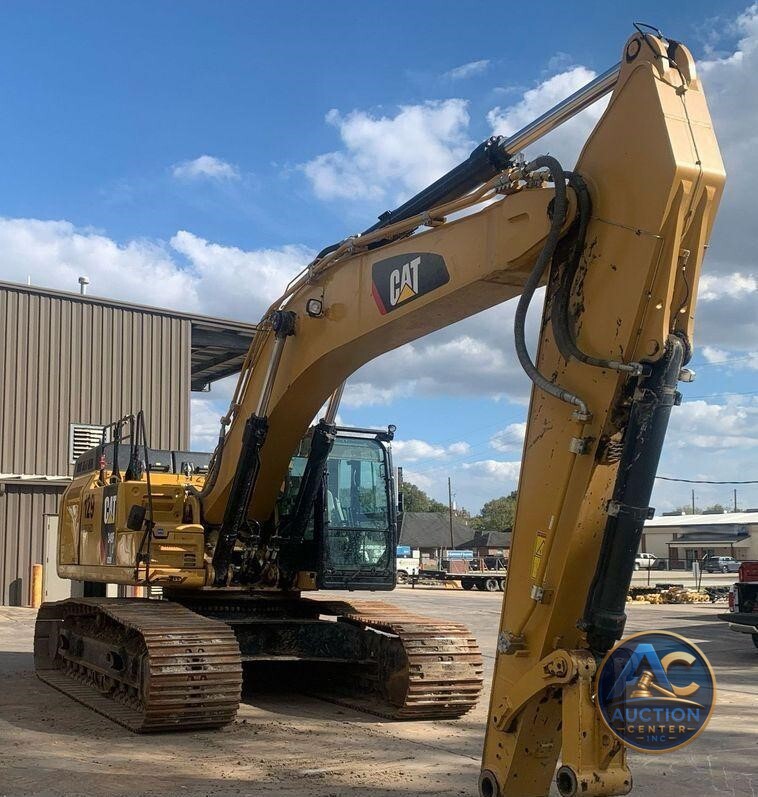 2019 Caterpillar 349FL  excavator