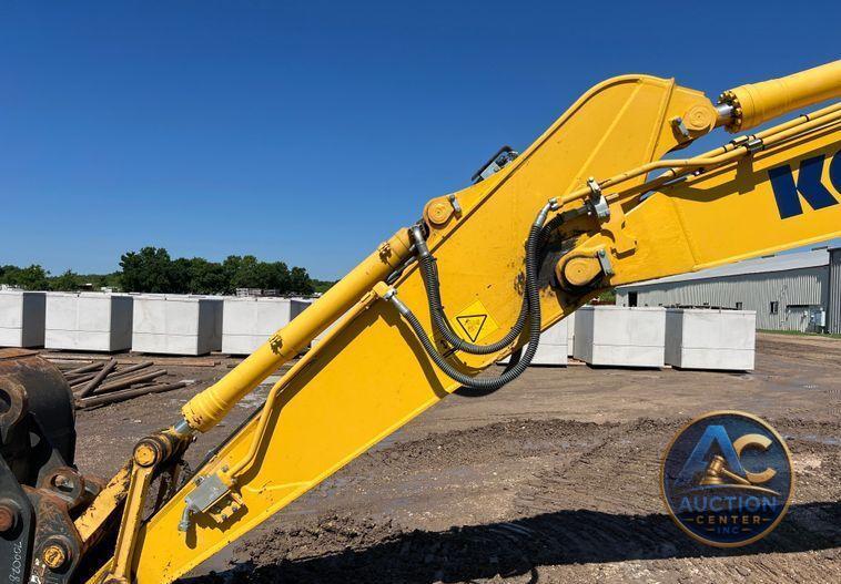 2020 Komatsu PC238USLC-11 excavator
