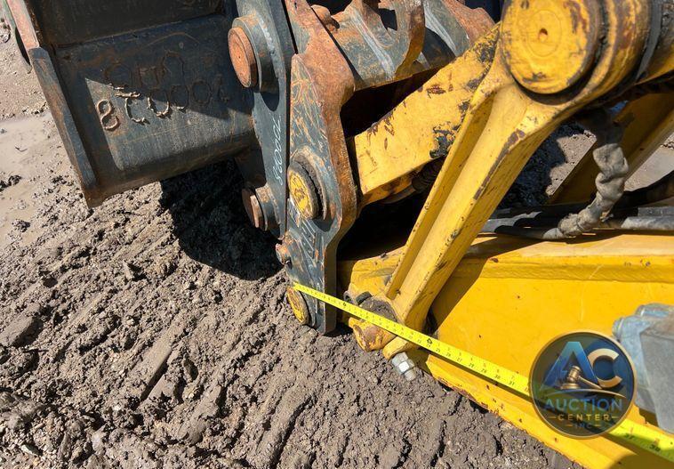 2020 Komatsu PC238USLC-11 excavator