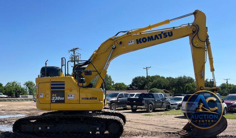 2020 Komatsu PC238USLC-11 excavator