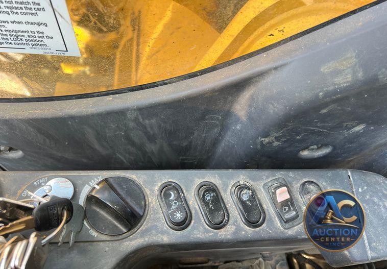 2020 Komatsu PC238USLC-11 excavator