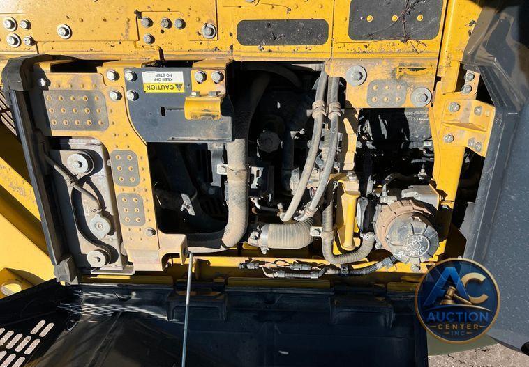 2020 Komatsu PC238USLC-11 excavator