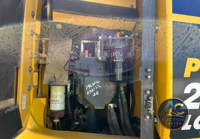 2020 Komatsu PC238USLC-11 excavator