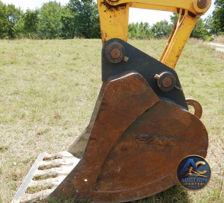 2018 Komatsu PC210LC-11  excavator