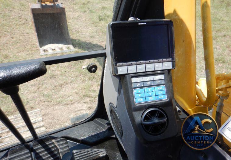 2018 Komatsu PC210LC-11  excavator