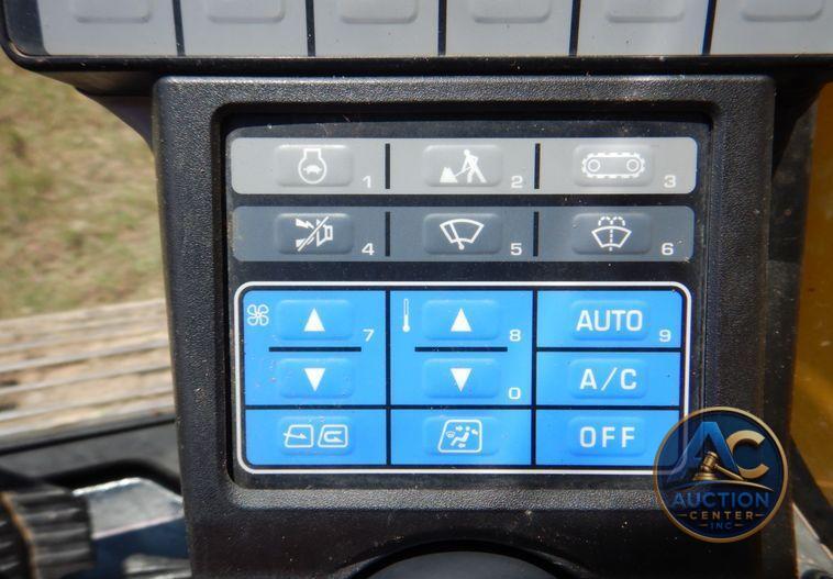 2018 Komatsu PC210LC-11  excavator