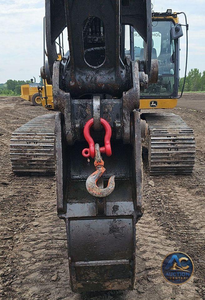 2017 John Deere 350G LC excavator