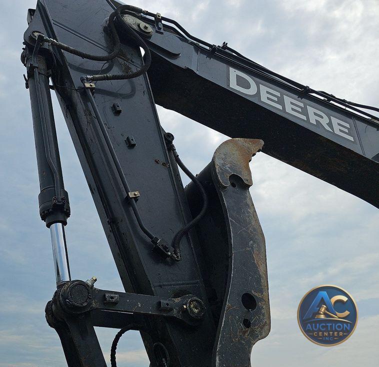 2017 John Deere 350G LC excavator