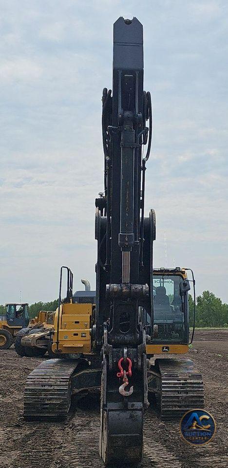 2017 John Deere 350G LC excavator