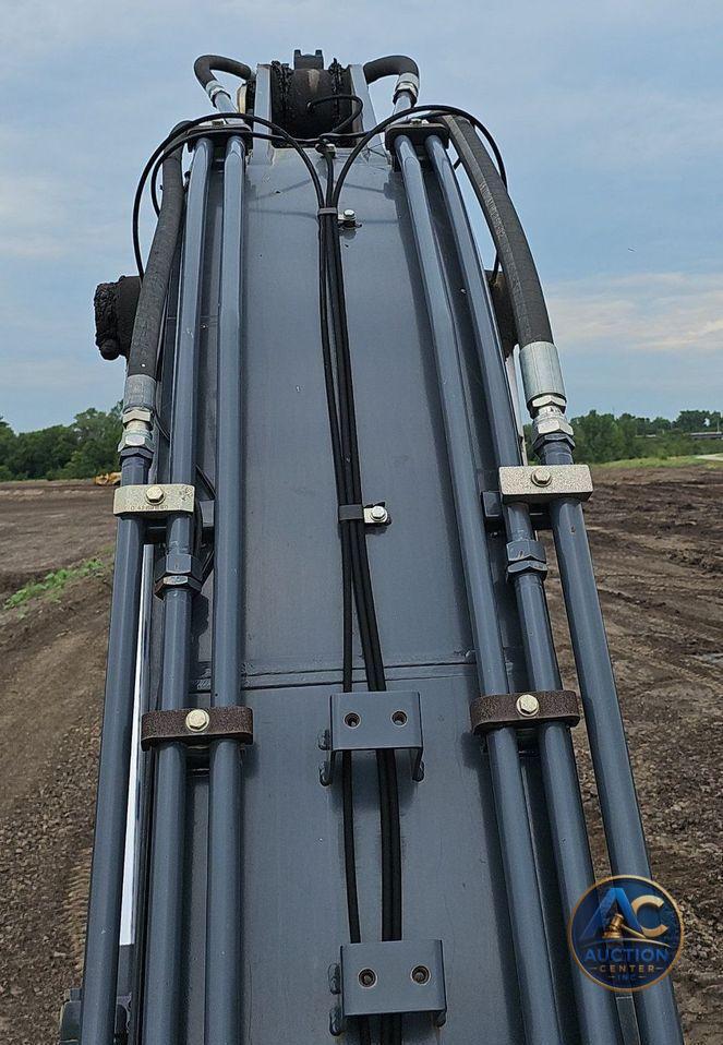2017 John Deere 350G LC excavator