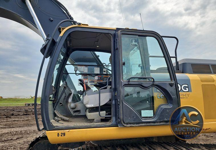 2017 John Deere 350G LC excavator
