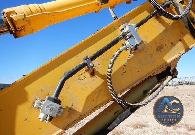 2016 Komatsu PC360LCi-11  excavator