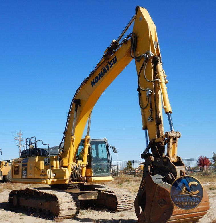 2016 Komatsu PC360LCi-11  excavator